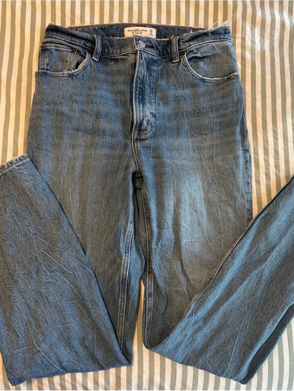 Women's 90s Straight Ultra High Rise Jeans